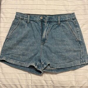 American Eagle mom shorts